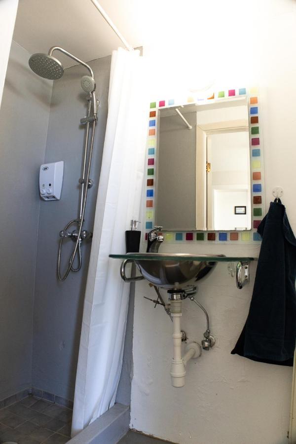 Blue House Bed & Breakfast 2*